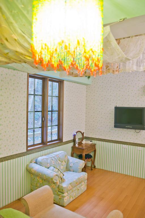 Maison-Philo Homestay B & B 산이 외부 사진